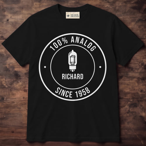 Black shirt with a white round badge: a vacuum tube, the name RICHARD and 100% Analog Since 1958